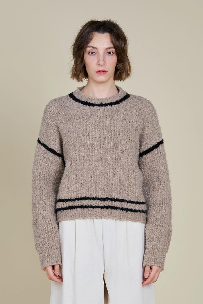 Grade & Gather Contrast Outline Sweater