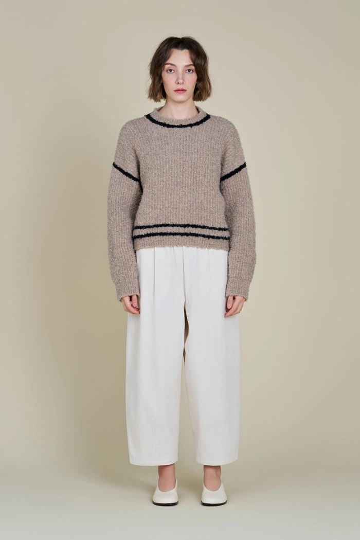 Grade & Gather Contrast Outline Sweater